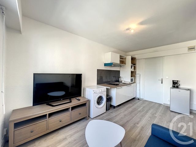 Studio à louer - 1 pièce - 26.92 m2 - LE CANNET - 06 - PROVENCE-ALPES-COTE-D-AZUR - Century 21 Confiance Immo