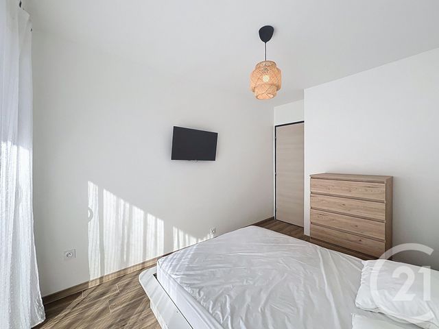 Afficher la photo en grand Appartement T2 à louer - 2 pièces - 48.13 m2 - MANDELIEU LA NAPOULE - 06 - PROVENCE-ALPES-COTE-D-AZUR - Century 21 Confiance Immo